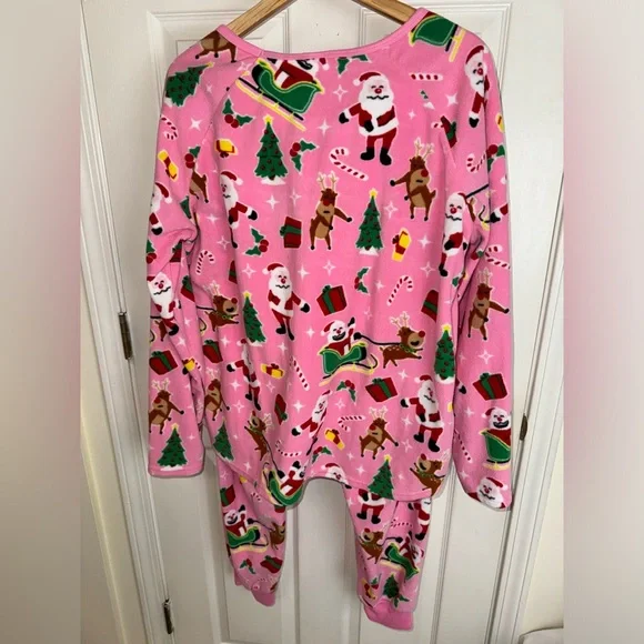 Holiday Pajamas Women’s XL - Picture 3 of 7